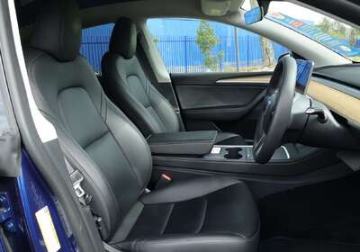 2023 Tesla Model Y Rear-Wheel Drive