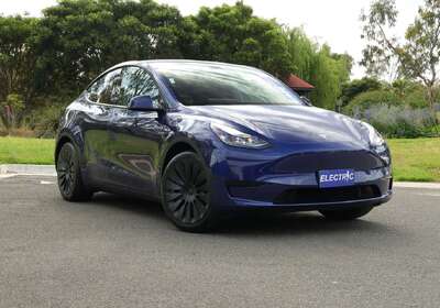 2023 Tesla Model Y Rear-Wheel Drive