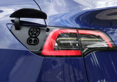 2023 Tesla Model Y Rear-Wheel Drive