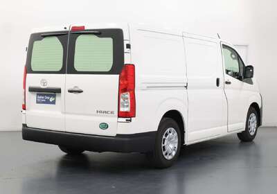 2025 Toyota Hiace 