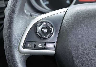 2017 Mitsubishi Triton GLX (4x4)