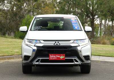 2021 Mitsubishi Outlander ES