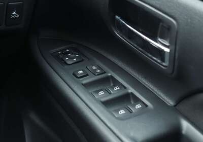 2021 Mitsubishi Outlander ES