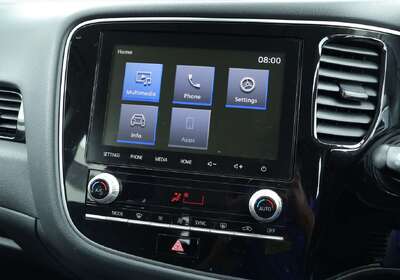 2021 Mitsubishi Outlander ES