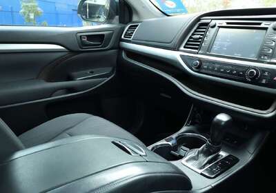 2018 Toyota Kluger GX