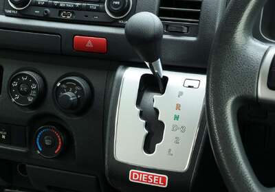 2014 Toyota Hiace Commuter