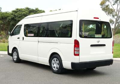 2014 Toyota Hiace Commuter