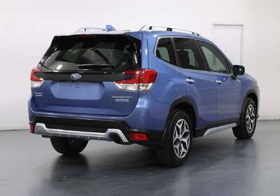 2022 Subaru Forester Hybrid L