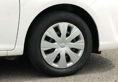 2016 Toyota Yaris NKR165