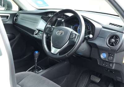 2016 Toyota Yaris NKR165