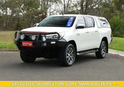 2020 Toyota Hilux SR5