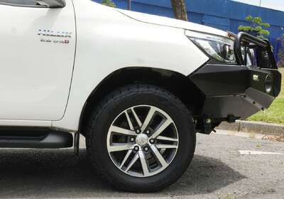 2020 Toyota Hilux SR5