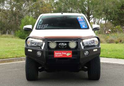 2020 Toyota Hilux SR5