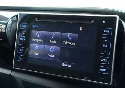 2020 Toyota Hilux SR5