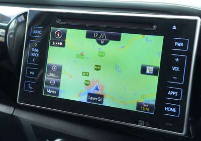 2020 Toyota Hilux SR5