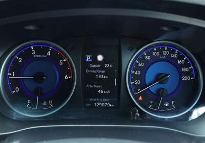 2020 Toyota Hilux SR5