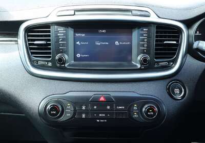 2016 Kia Sorento SLi