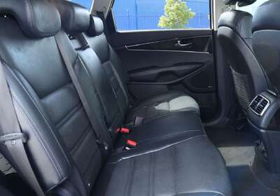 2016 Kia Sorento SLi