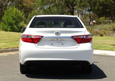 2016 Toyota Camry Altise