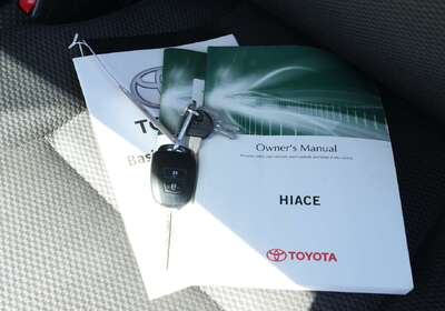 2015 Toyota Hiace 