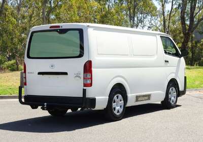 2015 Toyota Hiace 