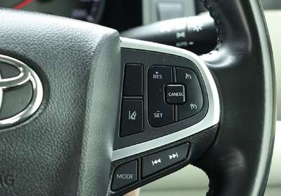 2019 Toyota Hiace Commuter