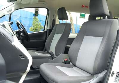 2019 Toyota Hiace Commuter