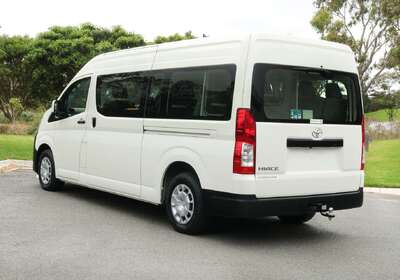 2019 Toyota Hiace Commuter