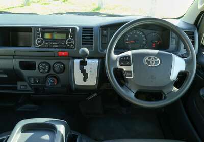 2016 Toyota Hiace Commuter Wheelchair Accessible