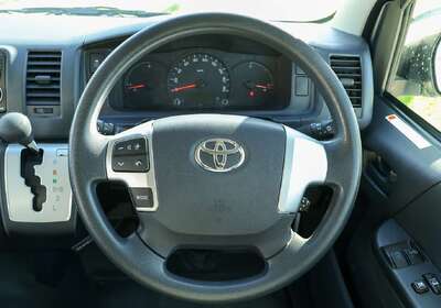 2016 Toyota Hiace Commuter Wheelchair Accessible