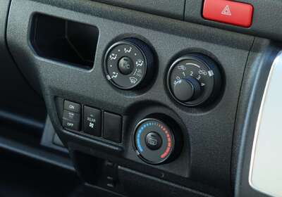 2016 Toyota Hiace Commuter Wheelchair Accessible