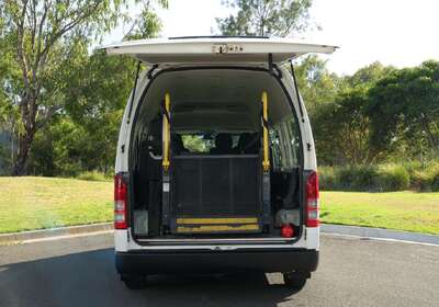 2016 Toyota Hiace Commuter Wheelchair Accessible
