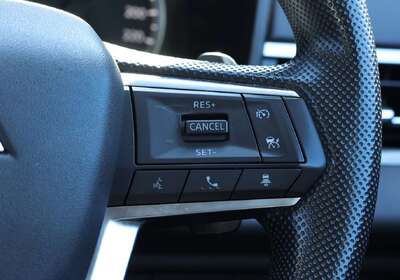 2024 Mitsubishi Outlander ES