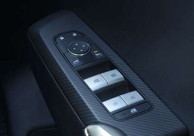 2024 Mitsubishi Outlander ES