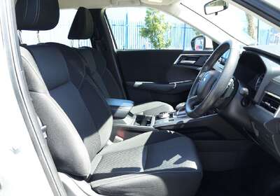 2024 Mitsubishi Outlander ES