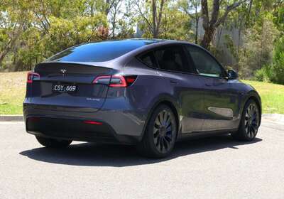 2023 Tesla Model Y Performance