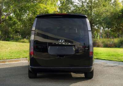 2021 Hyundai STARIA Highlander