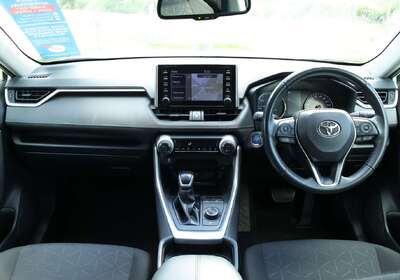 2020 Toyota RAV4 GXL