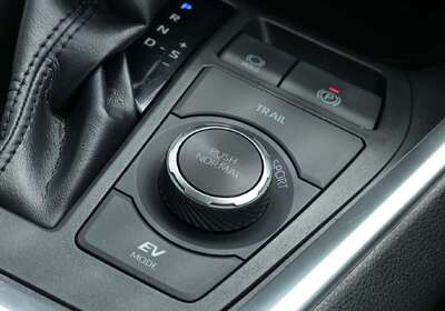 2020 Toyota RAV4 GXL