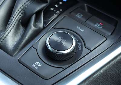 2020 Toyota RAV4 GXL