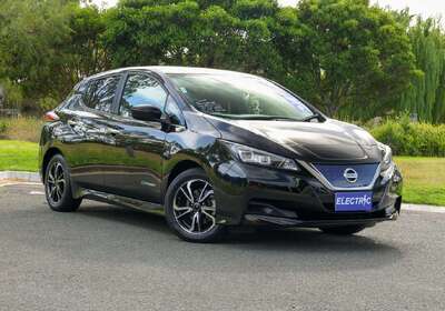 2019 Nissan LEAF 