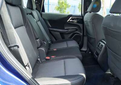 2023 Mitsubishi Outlander ES