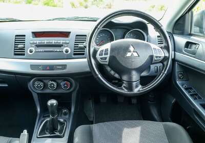 2010 Mitsubishi Lancer Activ