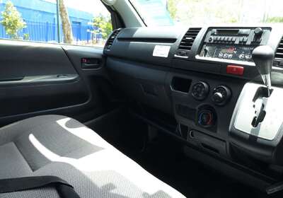 2013 Toyota Hiace REFRIGERATED -5C