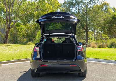 2022 Tesla Model Y Rear-Wheel Drive