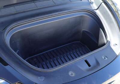 2022 Tesla Model Y Rear-Wheel Drive