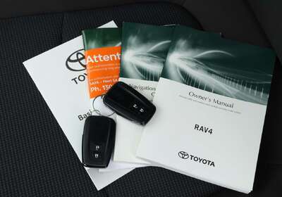 2021 Toyota RAV4 GX  Hybrid 4WD