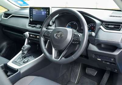 2021 Toyota RAV4 GX  Hybrid 4WD