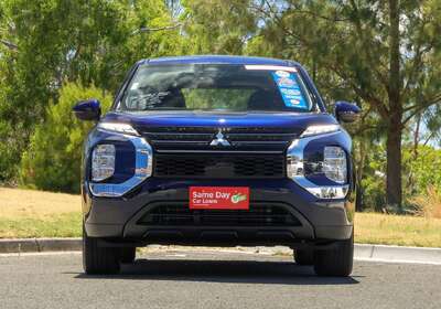 2024 Mitsubishi Outlander ES