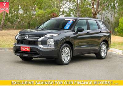 2024 Mitsubishi Outlander ES